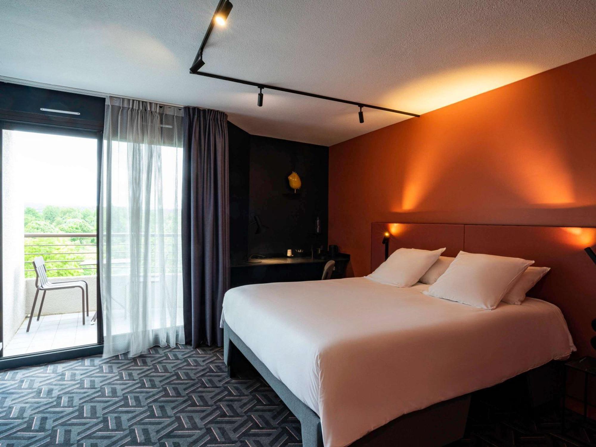 Tribe Hotel 4*
