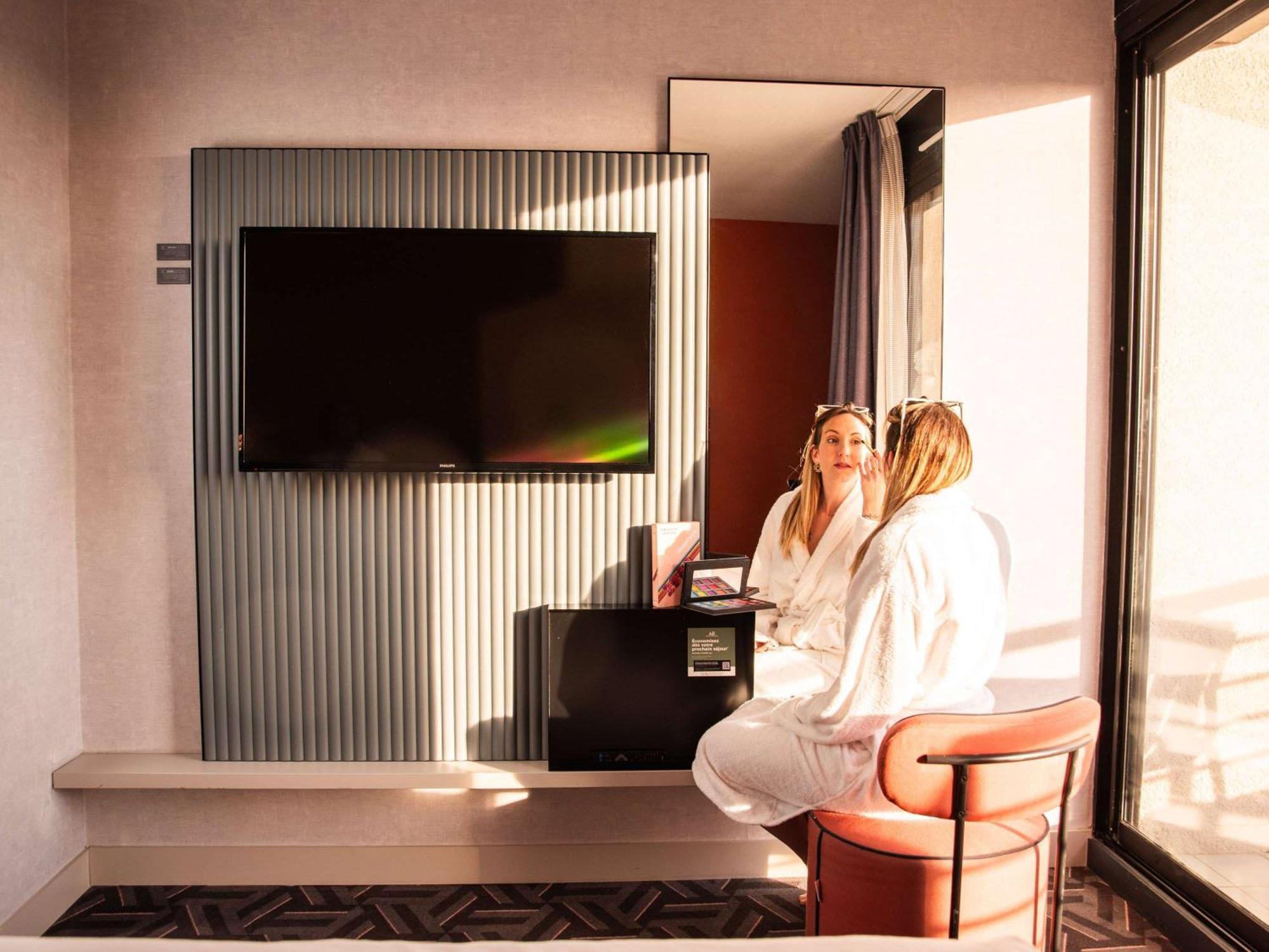 Tribe Hotel 4*